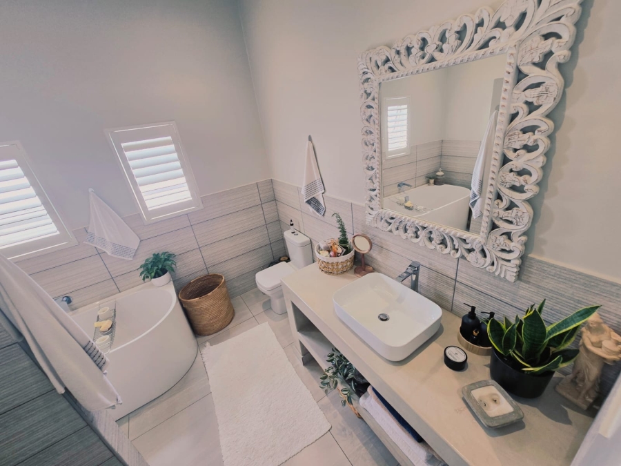 3 Bedroom Property for Sale in Kingswood Golf Estate Western Cape